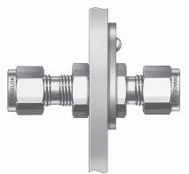 5 Gaugeable Fittings and dapter Fittings Tools and ccessories Bulkhead Retainer By using the bulkhead retainer, one person can tighten the jam nut on side for initial bulkhead fitting installation.