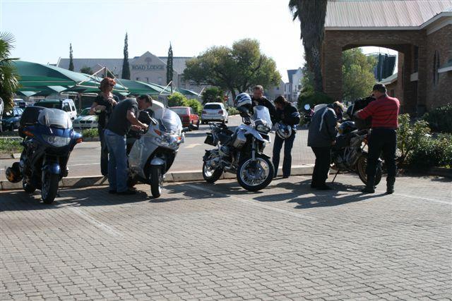 Sunday ride 15 April To: Beestekraal station From : Total Lanseria Garage Time: 07:15 for