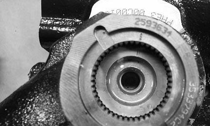 Pitman Arm Installation Proper pitman arm installation is critical to the safe operation of the vehicle. Correct torque values are very important!
