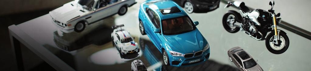 Scale: 1:43 80 42 2 406 148 Scale: 1:18 80 43 2 406 146 BMW M4 GTS. True to the design of the BMW M4 GTS car, this miniature is injection moulded with paintwork in the original BMW colours.