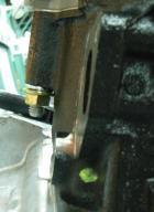 0~1.4kgf-m Nut: M8: 2.0~2.5kgf-m M6 screws M8 nut Install camshaft into cylinder head.