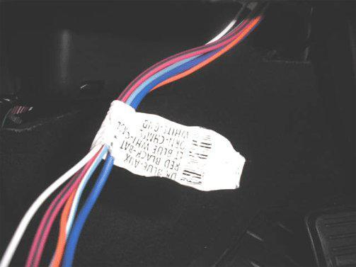 Page 5 of 9 6. Match the vehicle harness label circuit functions to the trailer brake controller jumper harness functions. IMPORTANT: The color or wires to be joined together may not match. 1.