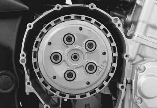 5C-7 Clutch: Drive plate I.D. Clutch facing D No. 7 mm (5.0 in) 48 pcs No. 5 mm (5. in) 60 pcs No. 7 mm (5.0 in) 60 pcs For driven plate Two kinds of the driven plate (No. and No.