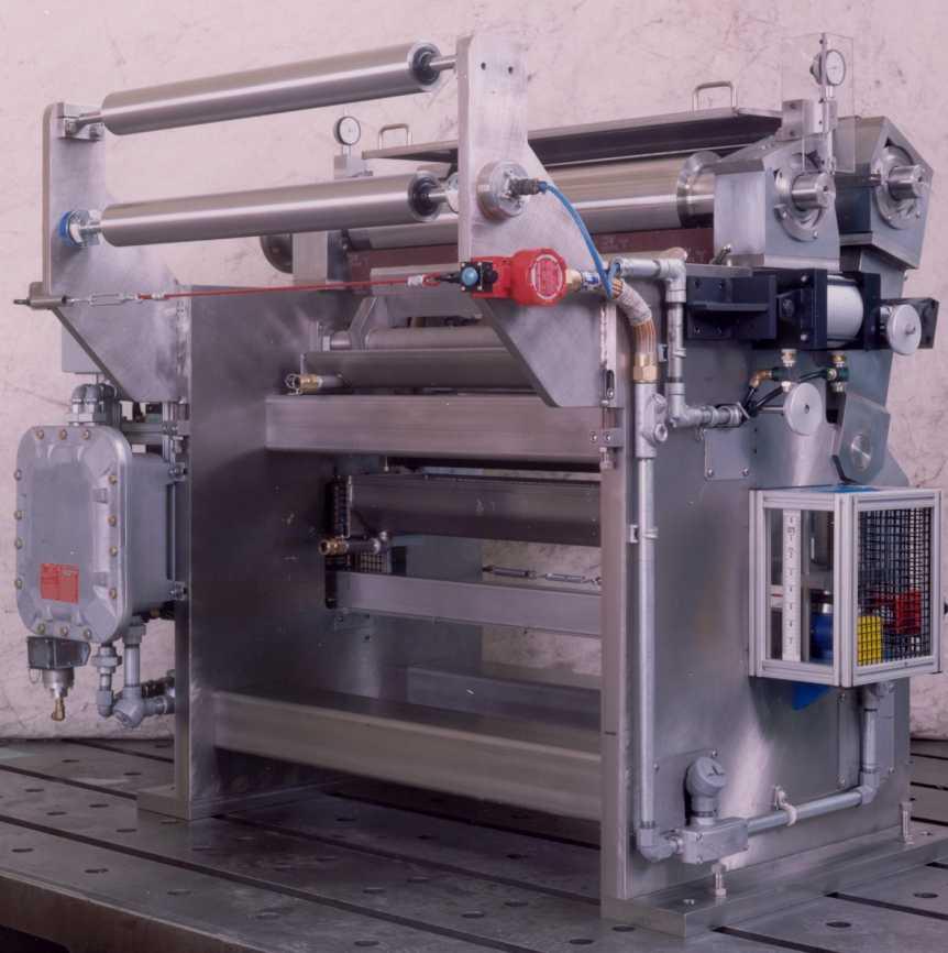 Saturation/Dip and Squeeze Self-metering system - uses free meniscus to apply coating Web exposure, viscosity and surface tension dependent Nip pressure