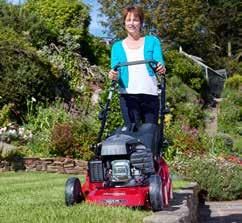 Petrol roller mowers S461R PD / S461R PD ES These 46cm roller mowers are powered by a 160cc engine with a choice of recoil start, or electric key start for maximum ease of use.