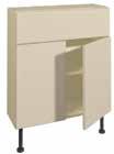 ORDERING INFORMATION SINGLE BASE UNITS Internal shelf Soft close hinges See page 142 for handles Reversible doors L/H or R/H FURNITURE Each pack includes all necessary fascias and doors.