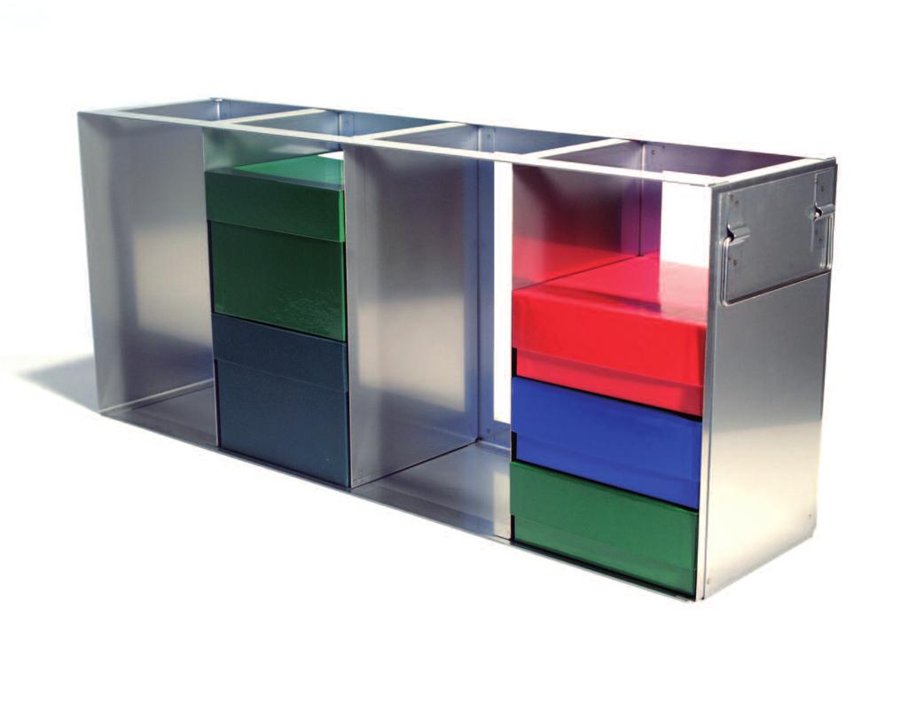 www.freezerracks.eu 3.4 Horizontal racks without intermediate shelves Horizontal racks without shelves are suitable for keeping storage boxes of different heights.