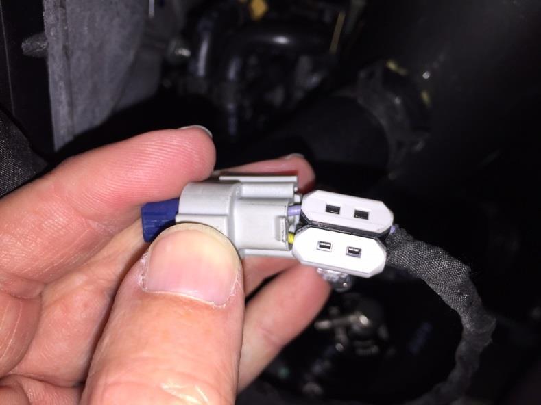 After blanking off the OEM BOV plug, secure it by using the supplied cable ties.