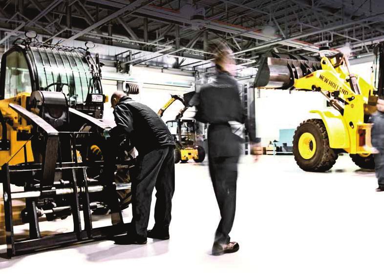 PARTS AND SERVICE The New Holland dealer network is, in itself, the best guarantee of continued productivity for the achines it delivers to its custoers.