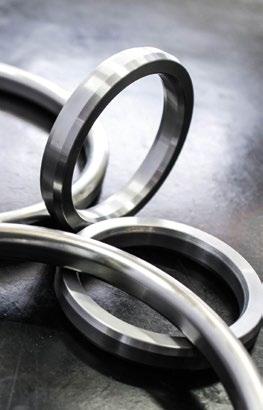 SEMI-METALLIC & METALLIC GASKETS METAL JACKETED GASKETS Masterpac metal jacketed gaskets are normally supplied with a graphite filler.
