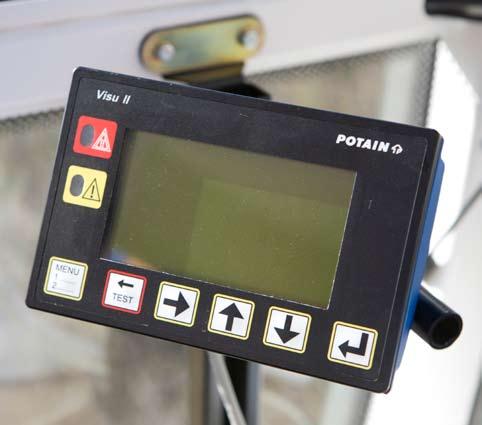 The Visu II display unit is an information terminal, which means that from the control console it is possible to view the parameters concerning: - The position of the hook (height, range) - The