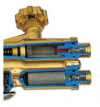 Victor Universal They combine the spiral and injector mixer principles. The result is a high performance torch that operates on any fuel gas. Universal torch cutting capacity from 1/8" (3.