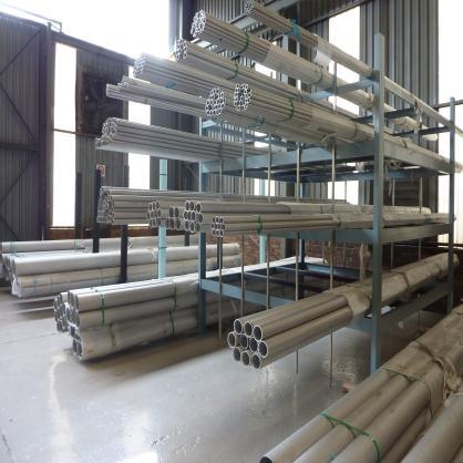 SIZES: 10MM TO 300MM STAINLESS STEEL PIPING TO ASTM A 312 GRADE 304L, WELDED SCHEDULE 40S SIZES : 10MM TO