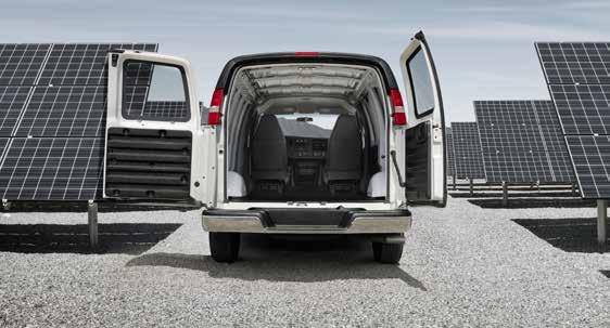 7 REAR DOORS Savana s rear doors open 165 degrees and feature a low lift-over height, so it s easy to load up its cargo space up to a