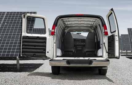 REAR DOORS Savana s rear doors open 165 degrees and feature a low lift-over height, so it s easy to load up its cargo space up