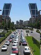 6 people / km ² Madrid has 3,415 km of roads (938 km are high capacity,
