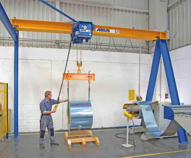 ABUS electric chain hoists with a push-pull or a powered trolley are used for load capacities up to 4 t. ABUS electric wire rope hoists type E are used for larger load capacities.