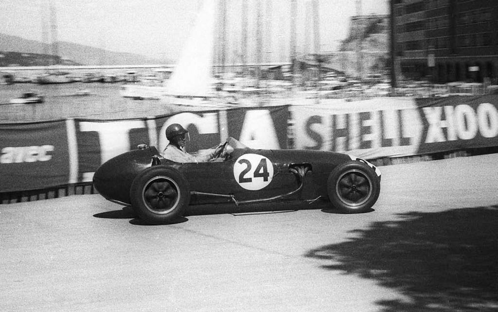 Cliff Allison s first World Championship Grand Prix was at Monaco in 1958 with the Lotus Twelve.