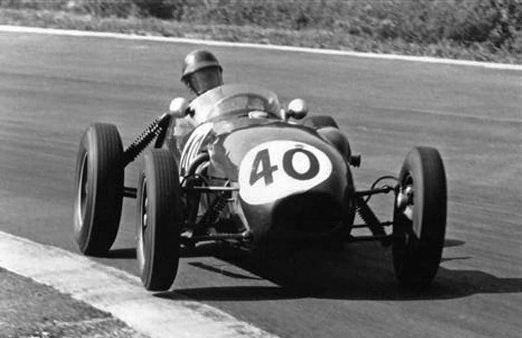 (Gordon Wilkins) The Spa circuit was one of Cliff s favourites.