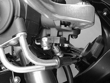Tighten the new reservoir tank BKT bolt(0) to the specified torque. Reservoir tank bracket bolt: 0 N m (.