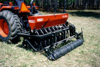 NO-TILL DRILLS THE ECO-DRILL CAT.I/II 3-POINT NO-TILL DRILL Note: All Drills Shipped via Common Carrier will be charged a $75.00 net crating fee MODEL DESCRIPTION WIDTH ROW SPACING # OF ROWS WT.