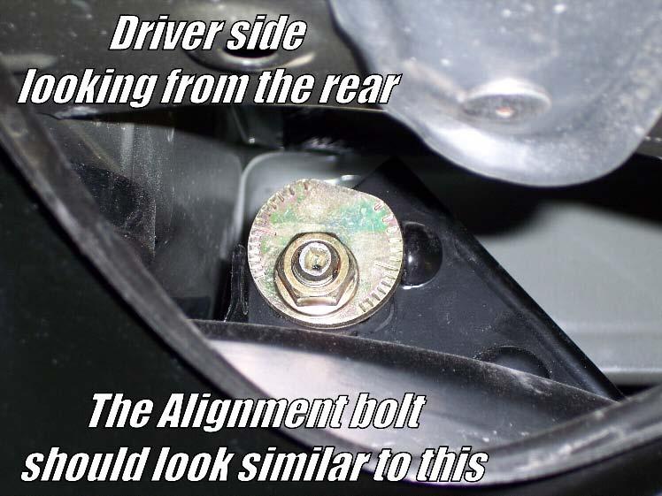 For this reason, it is necessary to adjust the alignment bolt so that the arm does not contact the subframe at full droop.