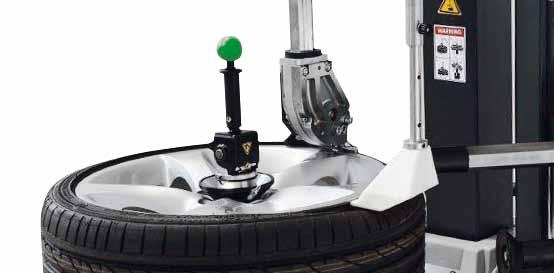 Equipped with center post clamping system for a faster and easier locking system can handle large wheel sizes max 15 and wheel diameter up to 1.