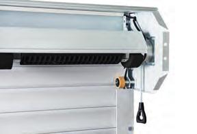reliable opening and closing function. Supplied with crank handle for emergency release.