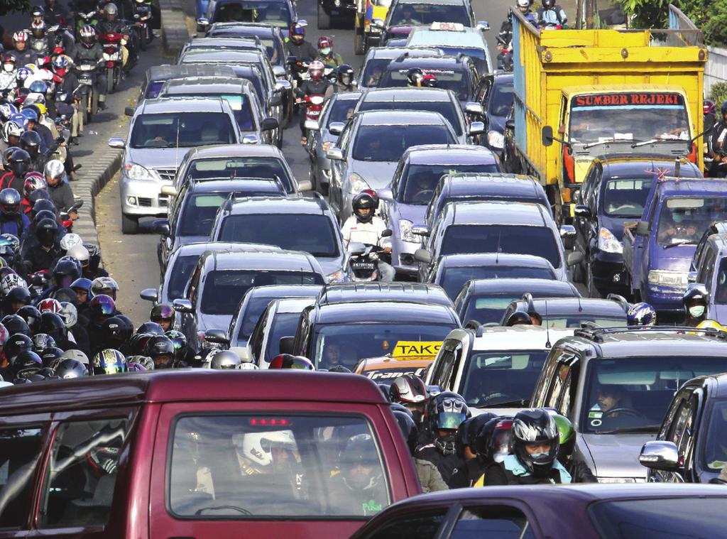 Asia Indonesia The Komite Penghapusan Bensin Bertimbel (KPBB) is implementing a public campaign to promote cleaner and more efficient fuels and vehicles in Indonesia as part of the agreement signed