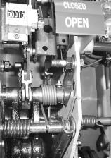 CLOSING SPRING N OPEN PUSH BUTTON F SECONDARY WIRING O OPEN/CLOSE INDICATOR G MAIN SHAFT P MOTOR LINKAGE ASSEMBLY H AUXILIARY