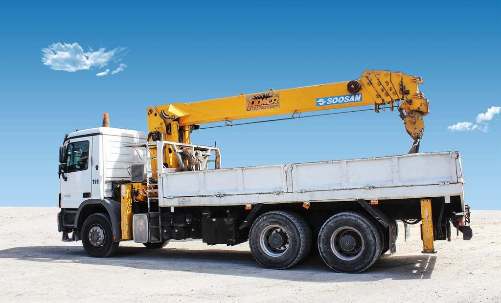 18-19 LOW BED FLAT BED TRUCK MOUNTED CRANE Low beds are used to transport