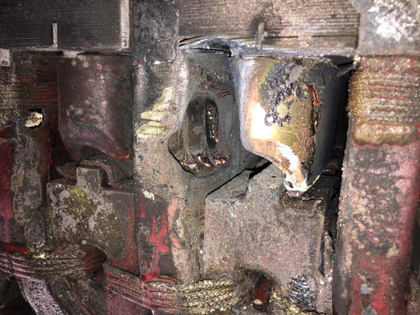 insulation resistance of the driven unit circuit was almost zero. On the driving unit both stator and rotor were severely damaged.