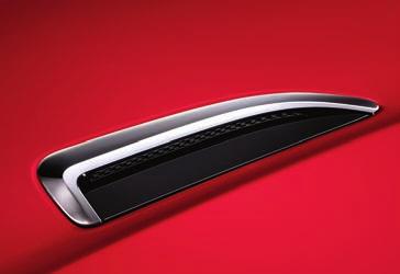 HOOD LOUVRES Accentuate the sporty pedigree of your F-TYPE car by complementing its detail with