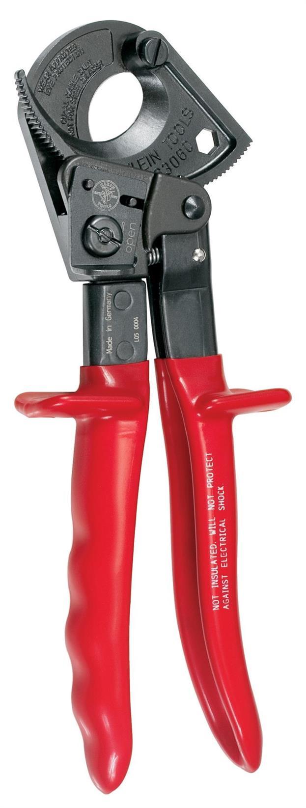 Cable cutter for copper and aluminium non-armoured cables up to 240mm². Ratchet design gives a large capacity tool that can fit in any toolbox.