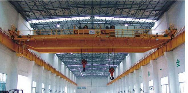 5. QE Model double trolley overhead crane With two trolleys that works simultaneously or separately, this crane is suitable to lift long materials (wood,