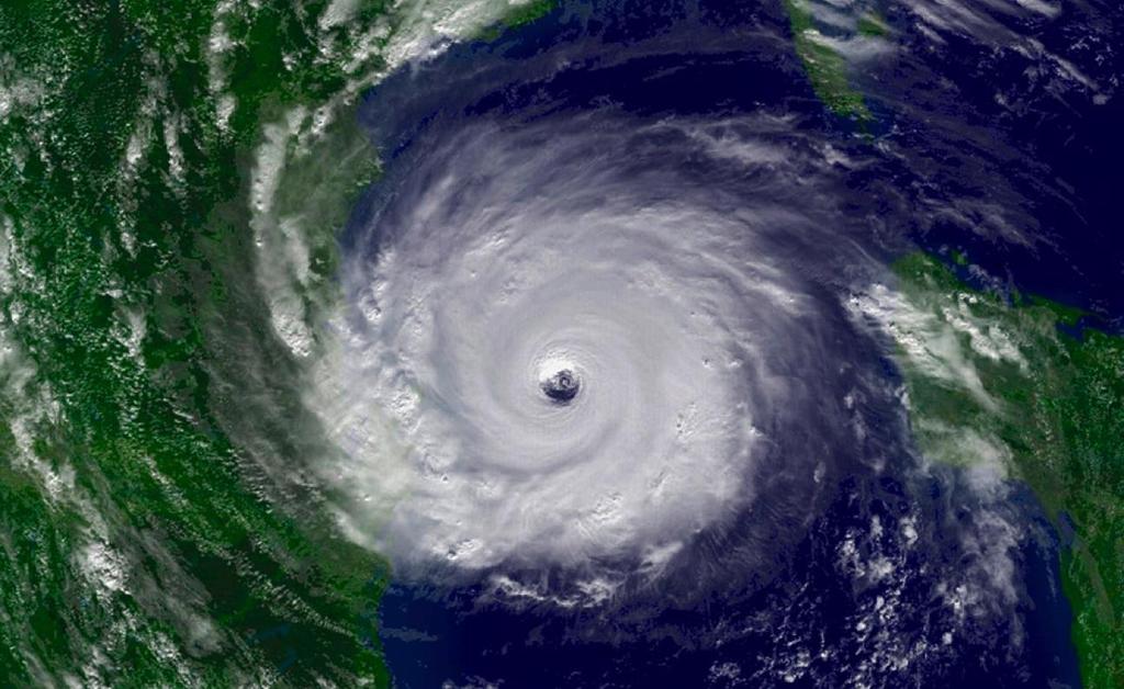 RETROFLEX HURRICANE ISAAC Prior to Hurricane Isaac, ClearWorld began an off-grid pilot program in Harahan, LA (near New Orleans).