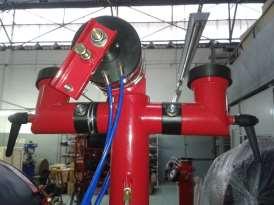 Reversion cylinder, pressure lines,