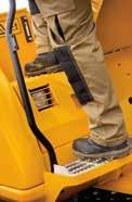 2 For extra peace of mind, JCB JS330/370 cabs are available with an optional external ROPS and FOPS protection.