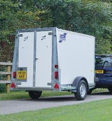 Box Vans 19 Whatever you need to carry, there s an Ifor Williams Box Van to suit your needs. Take a look at the features and you ll find practicality, durability and reliability built in.