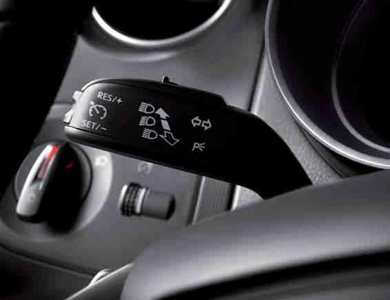Dial up your ideal temperature, and let the car keep you in comfort.