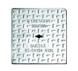 CDD 601 C CRESCENT 300 X 300 BS EN 124 D SQUARE/RECTANGULAR Manufactured as per BS EN 124 Anti-skid Checker design Provision for bolting Covers to Frames for better security A X B E CLEAR