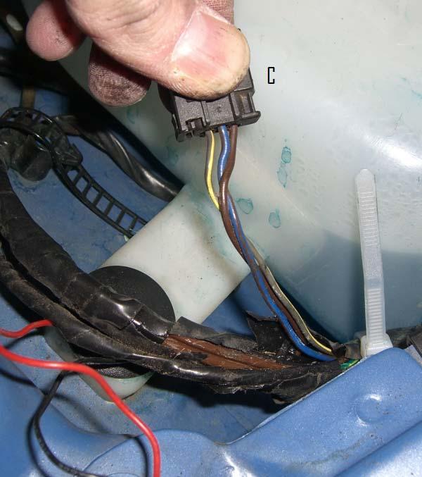 application) or the red connector from the HID ballast. B.