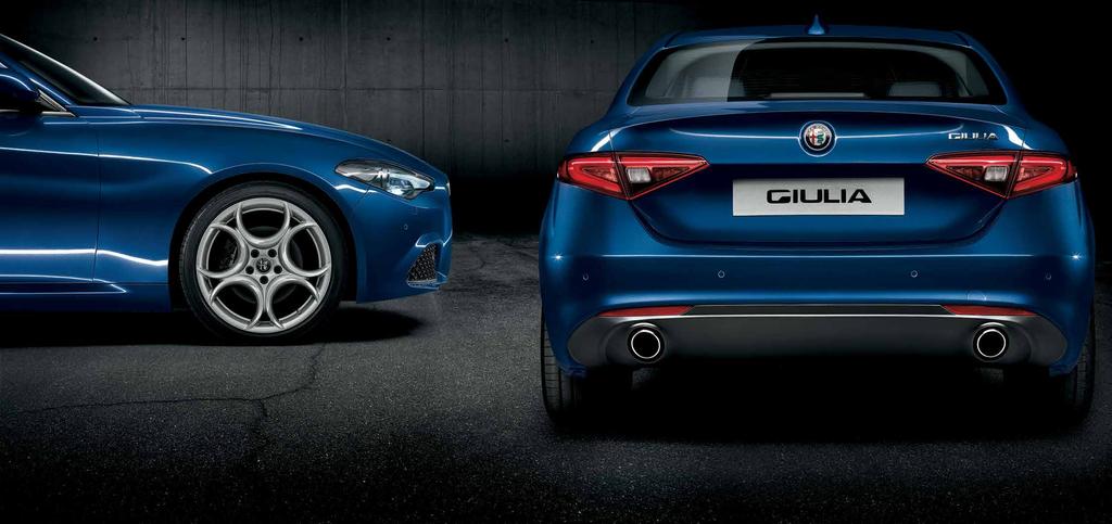 EXTERIORS REAR SPLASH GUARDS In black colour. Set of 2. For Giulia and Super versions.