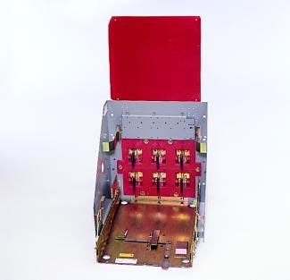 A master control unit (connected to the DSII or DSLII Breaker with a shielded twisted pair communications wire) is used to monitor, control, and communicate with the breaker s Digitrip RMS Trip Unit.