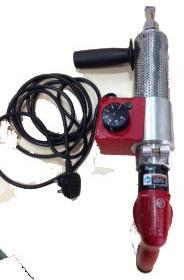 EXTRUDER GUN MACHINE MINI EXTRUDER GUN MACHINE Eliminates:-1.Hand Stiching 2. Trapped Air. 3.