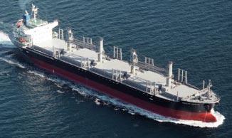 The Super Handy 32 type bulk carrier is an intermediate size between handy size and Handymax size de- signed to have especially shallow draft and wide breadth compared with other ships and remains