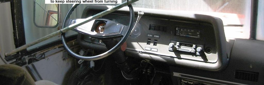6) Orient the steering wheel so that the horizontal spokes are 90