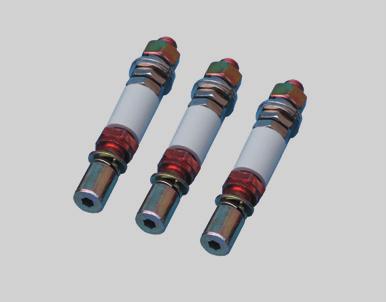 4 - with a welded nut CS-37-PP3 549 Front connection up to 4 A Cu/Al busbars, cable lugs.