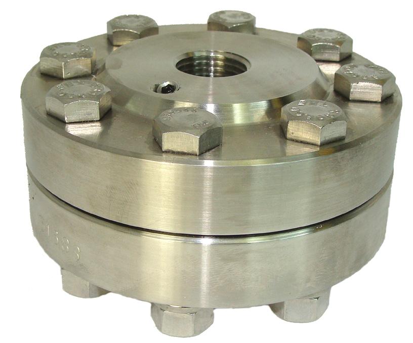 THREADED HIGH PRESSURE DIAPHRAGM SEAL Threaded high pressure diaphragm seal rated up to 10,000 psi Heavy duty bolted construction SPECIFICATIONS Standard: welded to upper housing Also available: