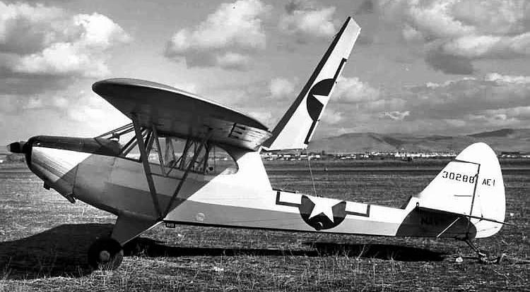 E = Piper (1941-1945) AE Piper J5 Cub span: 35'6", 10.82 m length: 22'6", 6.86 m engines: 1 Lycoming O-235-2 max.